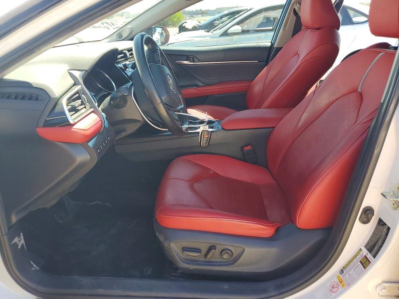 Продаж на аукціоні авто 2018 Toyota Camry, vin: 4T1B61HK8JU106253, номер лоту: 61340726