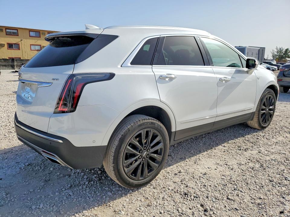 Продажа на аукционе авто 2022 Cadillac Xt5, vin: 1GYKNCRS6NZ152541, номер лота: 61083926