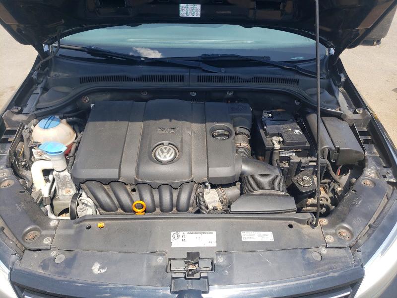 62215006 :رقم المزاد ، 3VWDP7AJ4DM256087 vin ، 2013 Volkswagen Jetta مزاد بيع
