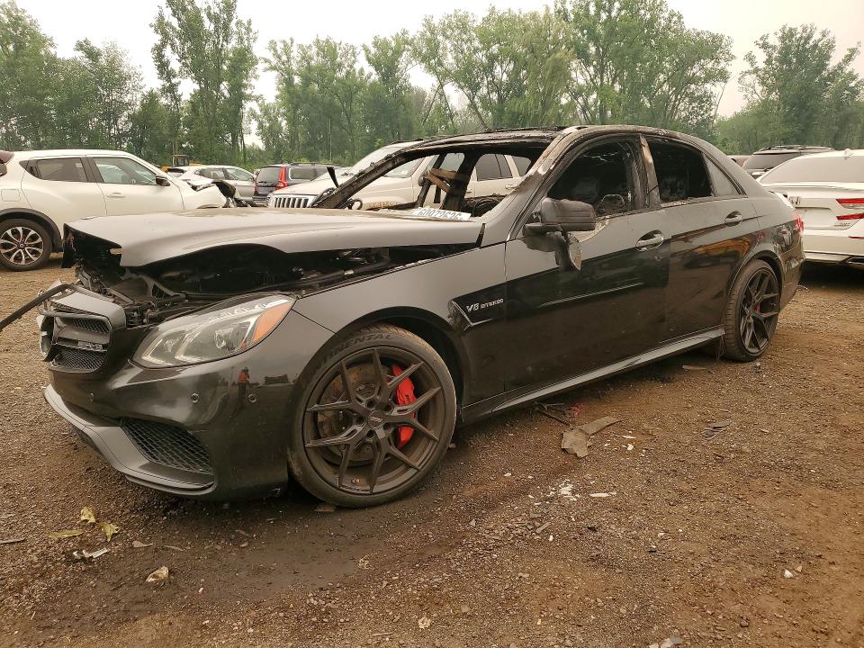 60972636 :رقم المزاد ، WDDHF7GB1EA896494 vin ، 2014 Mercedes-benz E مزاد بيع
