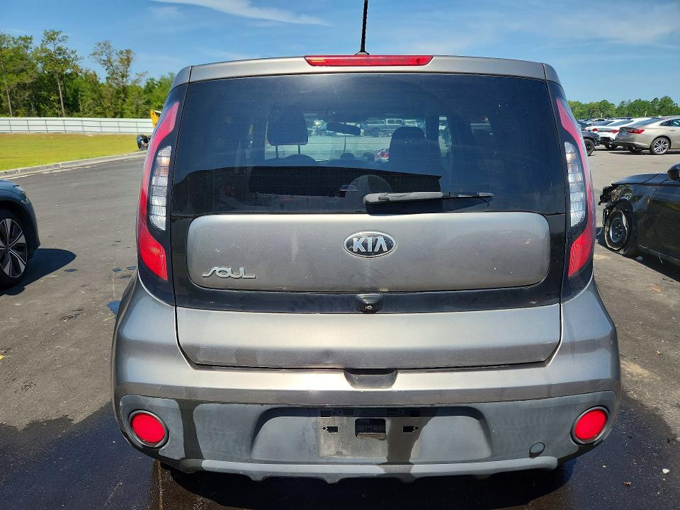 Продаж на аукціоні авто 2018 Kia Soul, vin: KNDJN2A28J7515810, номер лоту: 62420776