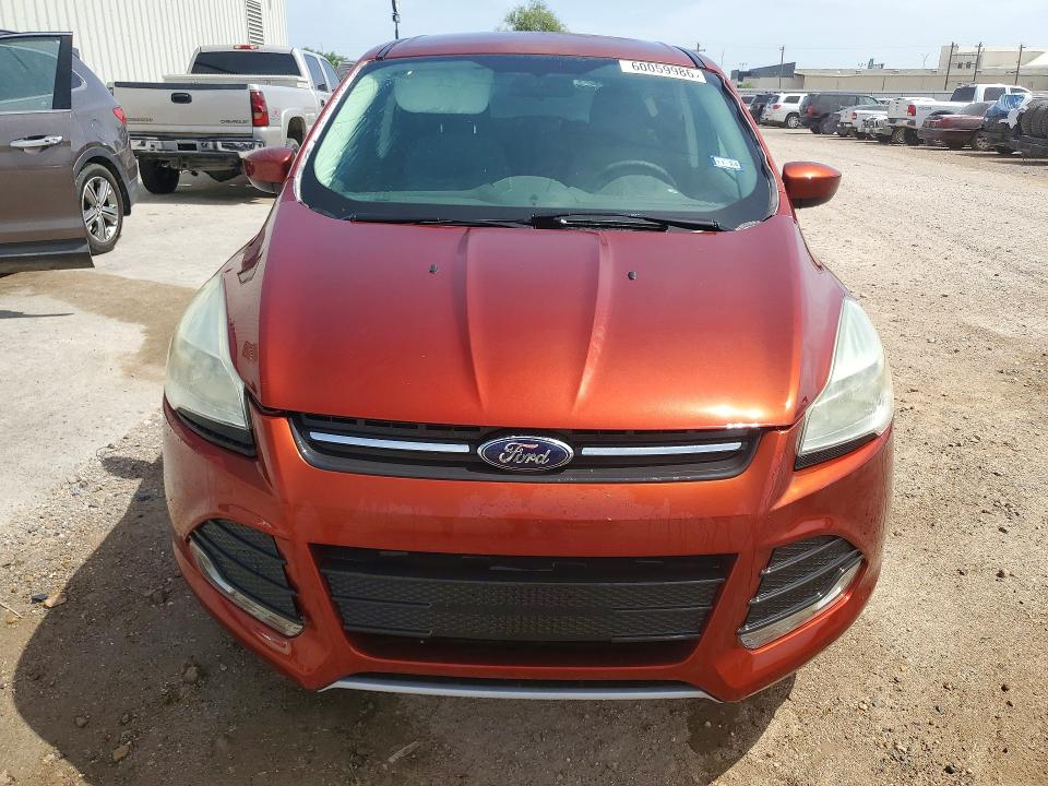 60059986 :رقم المزاد ، 1FMCU0GX7EUD57885 vin ، 2014 Ford Escape مزاد بيع