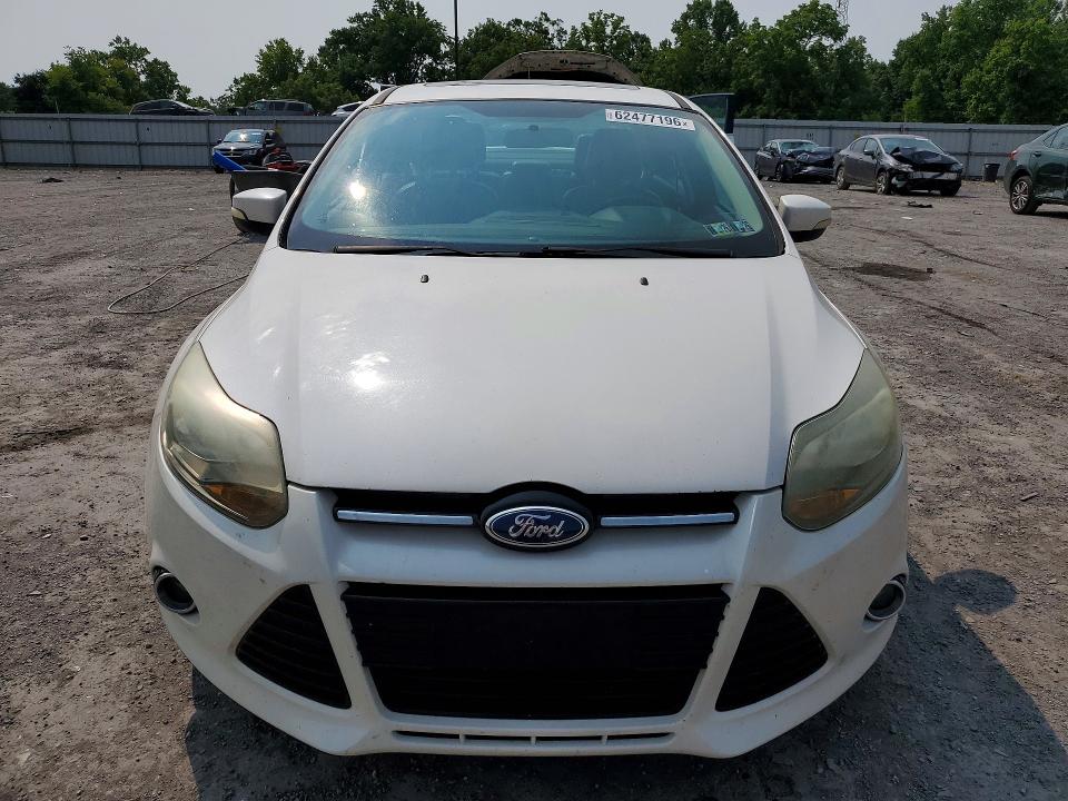 62477196 :رقم المزاد ، 1FADP3J21EL416231 vin ، 2014 Ford Focus مزاد بيع
