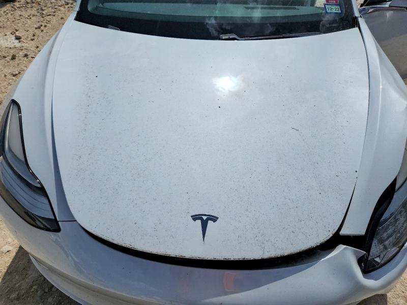 61722596 :رقم المزاد ، 5YJ3E1EA0JF076830 vin ، 2018 Tesla Model 3 مزاد بيع