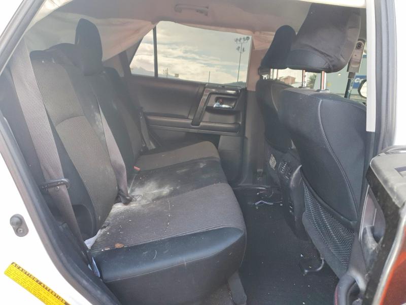61819736 :رقم المزاد ، JTEBU5JR2K5623449 vin ، 2019 Toyota 4runner مزاد بيع