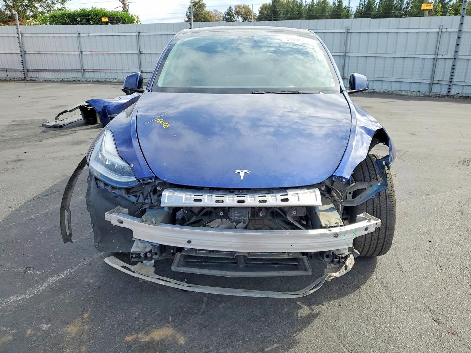 Продажа на аукционе авто 2020 Tesla Model Y, vin: 5YJYGDEE9LF036446, номер лота: 61034736
