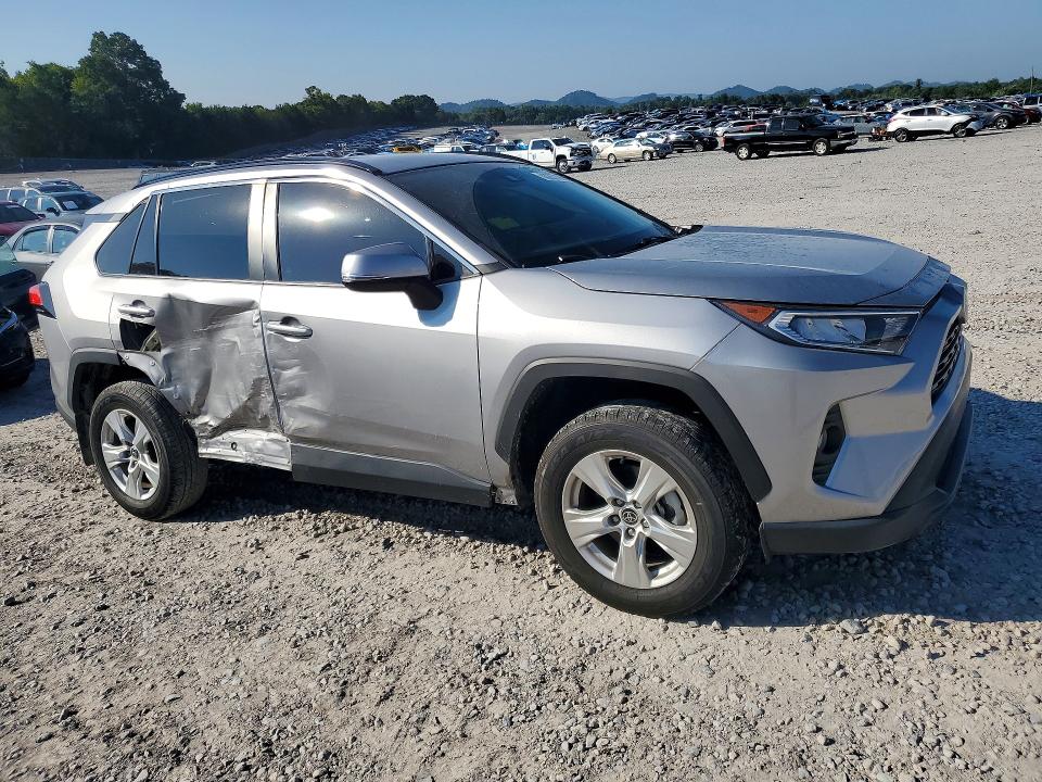 Продаж на аукціоні авто 2021 Toyota Rav4, vin: 2T3W1RFV7MC162614, номер лоту: 63207786