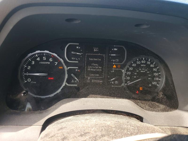 61758406 :رقم المزاد ، 5TFEY5F17JX232566 vin ، 2018 Toyota Tundra مزاد بيع