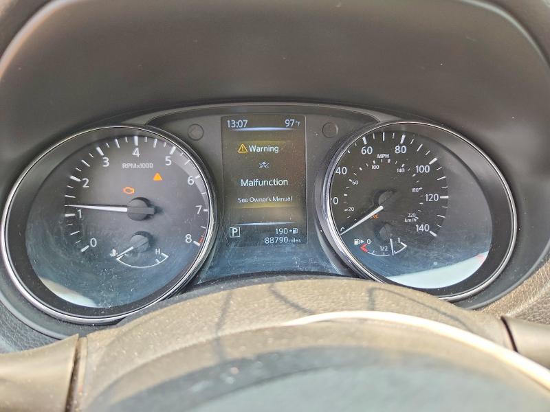 61003166 :رقم المزاد ، 5N1AT2MV1HC754964 vin ، 2017 Nissan Rogue مزاد بيع