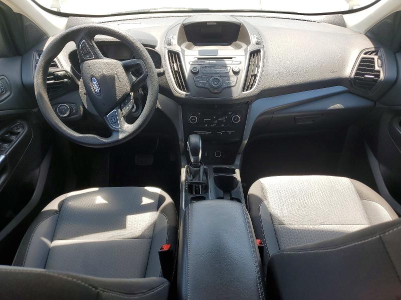 61523876 :رقم المزاد ، 1FMCU9GD6JUA68372 vin ، 2018 Ford Escape مزاد بيع