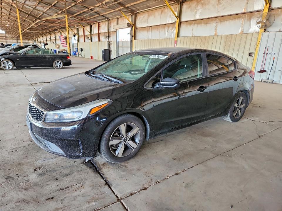 60138936 :رقم المزاد ، 3KPFL4A73JE261135 vin ، 2018 Kia Forte مزاد بيع