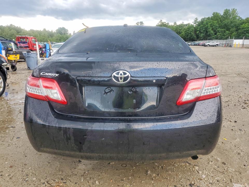 62205156 :رقم المزاد ، 4T4BF3EK7AR031132 vin ، 2010 Toyota Camry مزاد بيع