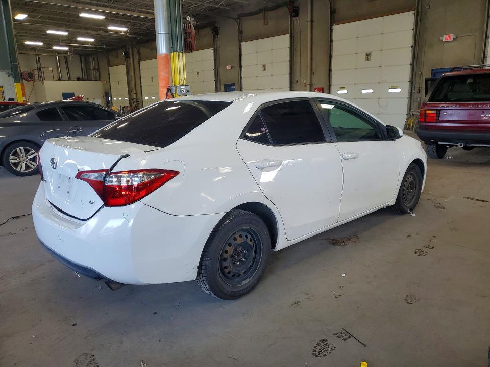 61946246 :رقم المزاد ، 2T1BURHE3FC360766 vin ، 2015 Toyota Corolla مزاد بيع