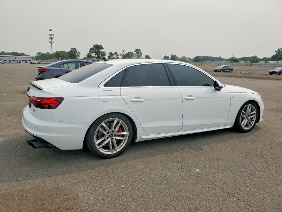 Продажа на аукционе авто 2022 Audi A4, vin: WAUEAAF48NN010835, номер лота: 60693556