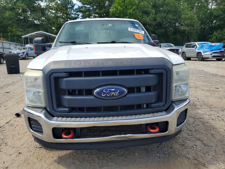 61888706 :رقم المزاد ، 1FT7W2A63FEC78656 vin ، 2015 Ford F250 مزاد بيع