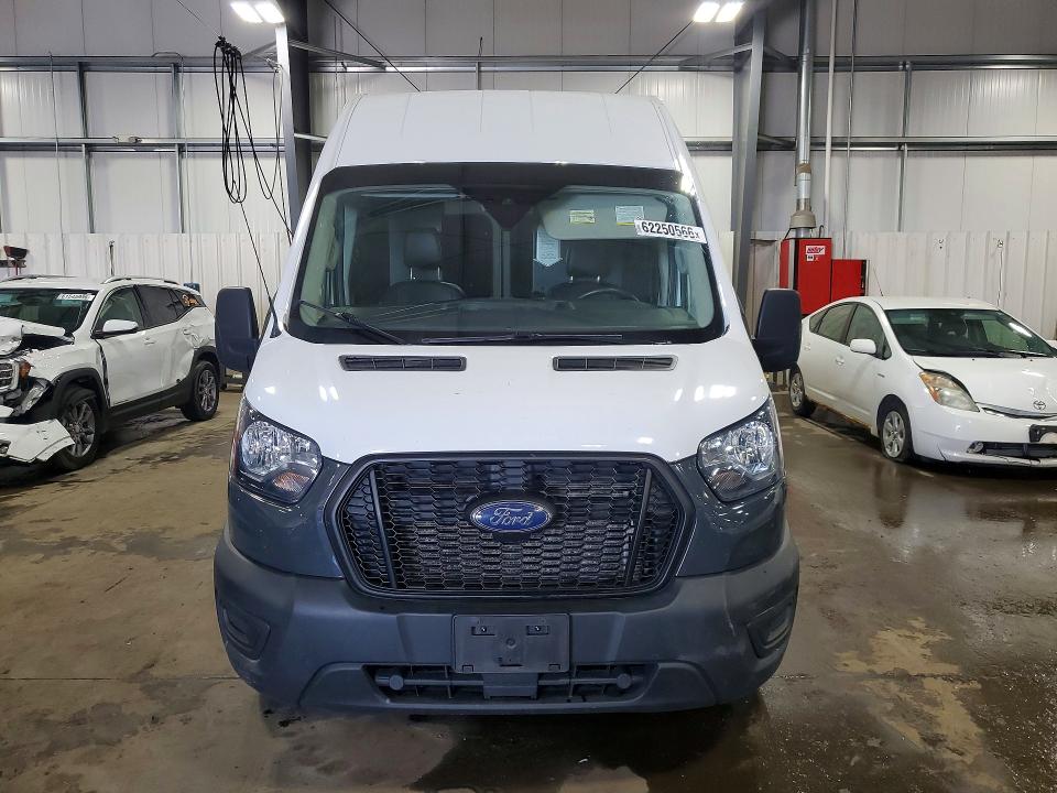 62250566 :رقم المزاد ، 1FTBR1X87NKA75533 vin ، 2022 Ford Transit مزاد بيع