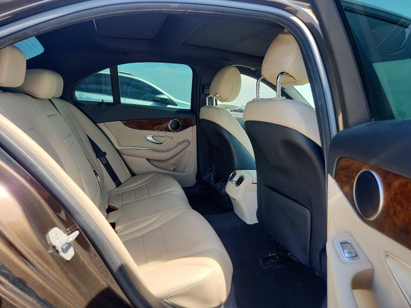 2015 Mercedes-benz C მანქანა იყიდება აუქციონზე, vin: 55SWF4KB2FU031984, აუქციონის ნომერი: 60055266