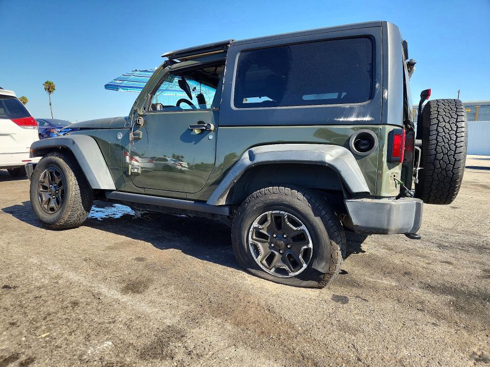 61344726 :رقم المزاد ، 1C4AJWAG0FL724231 vin ، 2015 Jeep Wrangler مزاد بيع