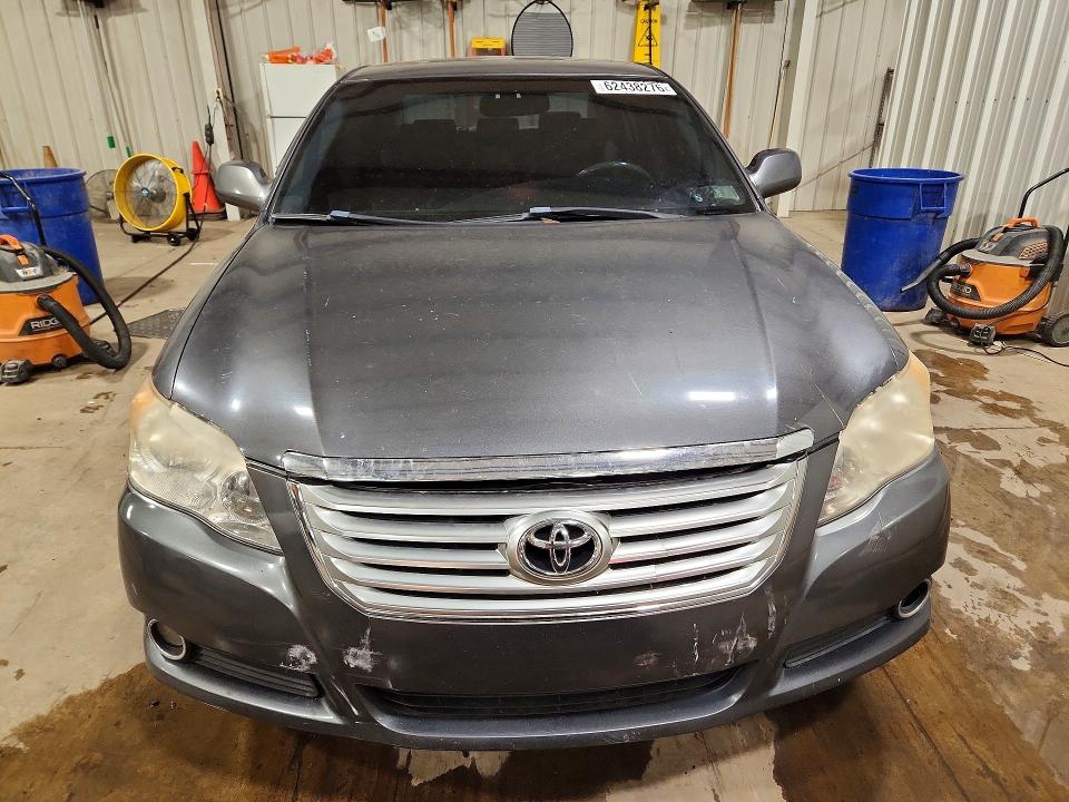 2010 Toyota Avalon მანქანა იყიდება აუქციონზე, vin: 4T1BK3DB8AU365127, აუქციონის ნომერი: 62438276