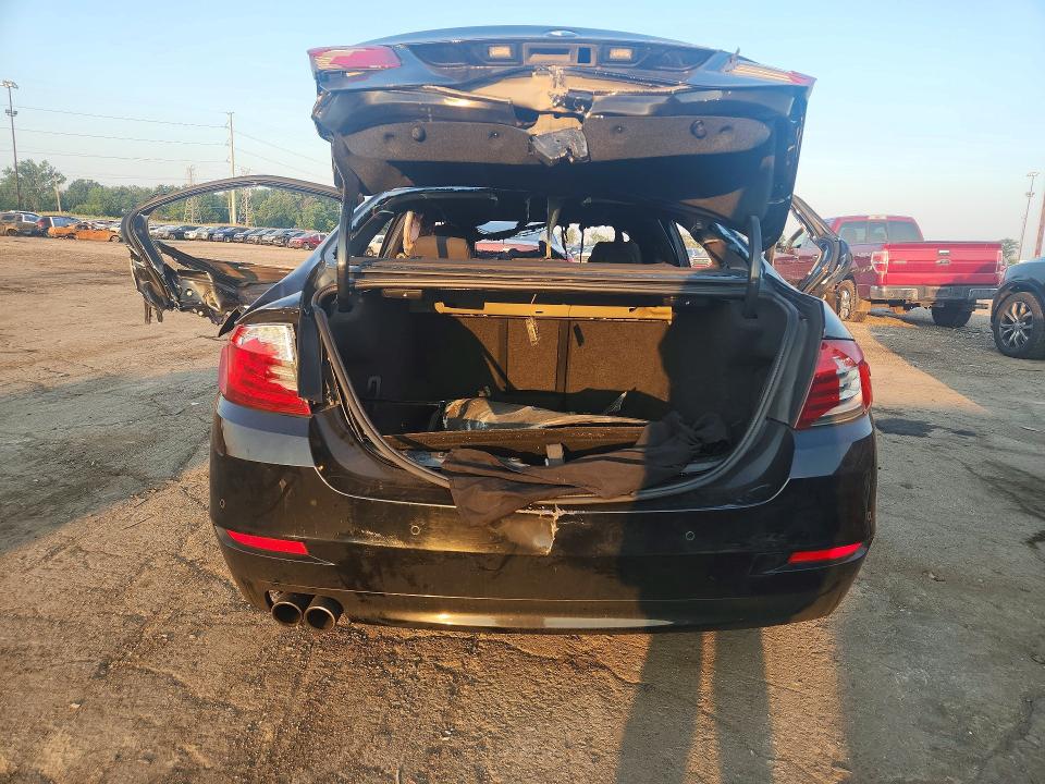 63246336 :رقم المزاد ، WBA5A5C52GG353975 vin ، 2016 Bmw 528 مزاد بيع