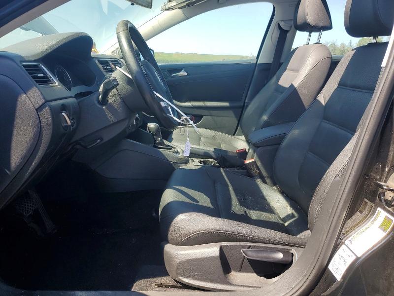 61312306 :رقم المزاد ، 3VWDP7AJ8CM371256 vin ، 2012 Volkswagen Jetta مزاد بيع