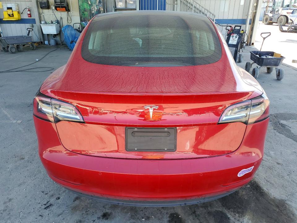 62060156 :رقم المزاد ، 5YJ3E1EA6KF308803 vin ، 2019 Tesla Model 3 مزاد بيع