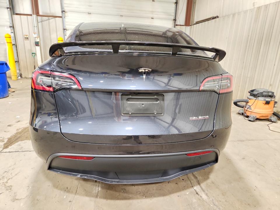 2024 Tesla Model Y მანქანა იყიდება აუქციონზე, vin: 7SAYGDEF2RA326237, აუქციონის ნომერი: 62248116