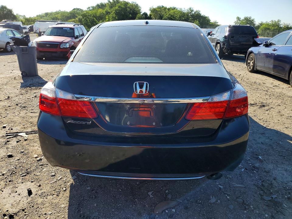 63234326 :رقم المزاد ، 1HGCR2F86FA020351 vin ، 2015 Honda Accord مزاد بيع
