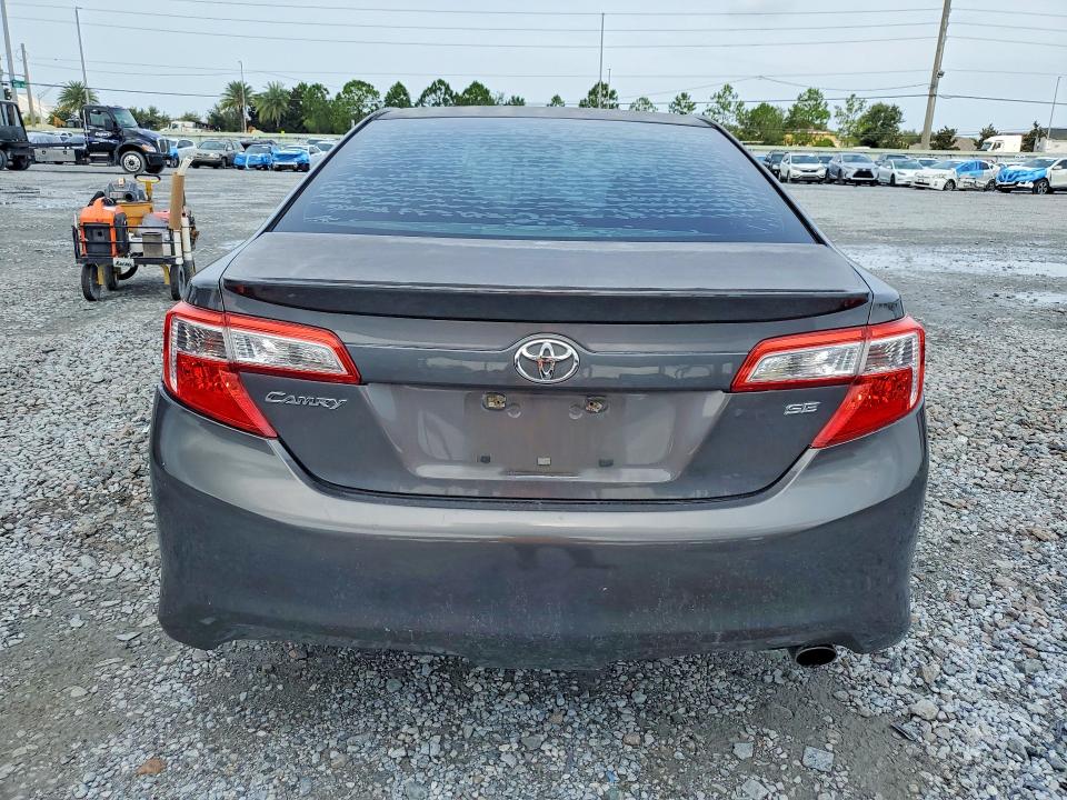 2013 Toyota Camry მანქანა იყიდება აუქციონზე, vin: 4T1BF1FK5DU228950, აუქციონის ნომერი: 62835356