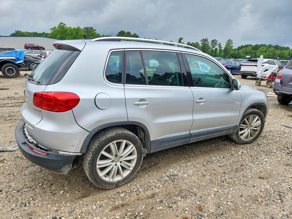 2012 Volkswagen Tiguan მანქანა იყიდება აუქციონზე, vin: WVGAV7AX4CW534514, აუქციონის ნომერი: 59731556