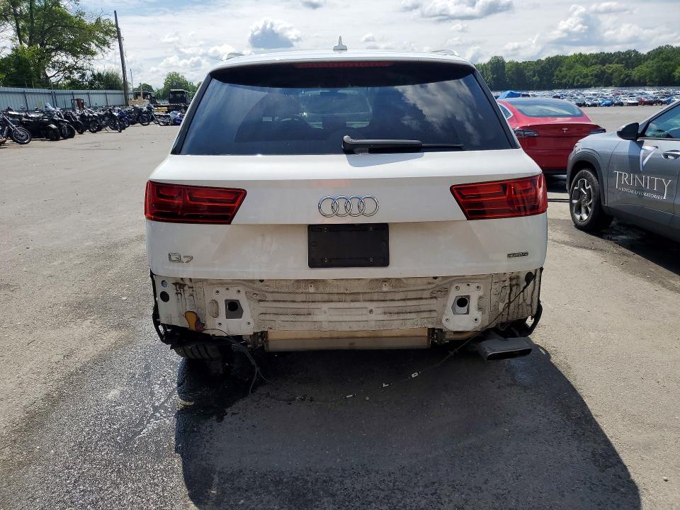 63294696 :رقم المزاد ، WA1LHAF78JD044350 vin ، 2018 Audi Q7 مزاد بيع
