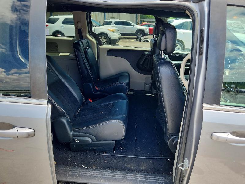 60547296 :رقم المزاد ، 2C4RDGCG3JR298550 vin ، 2018 Dodge Grand Caravan مزاد بيع