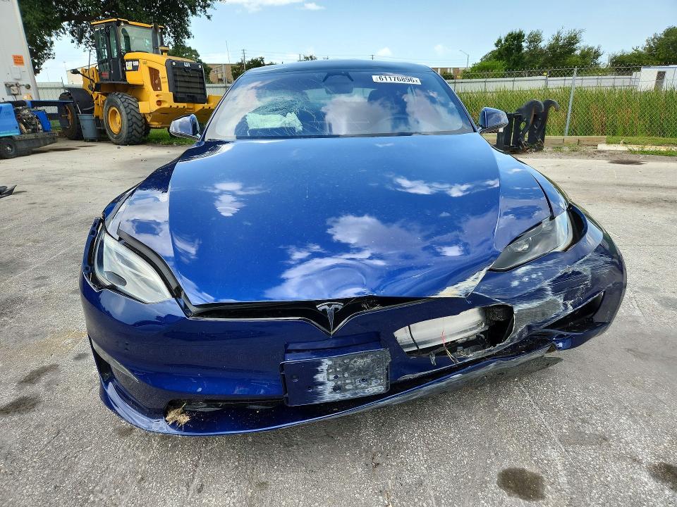 61176896 :رقم المزاد ، 5YJSA1E50RF538583 vin ، 2024 Tesla Model S مزاد بيع