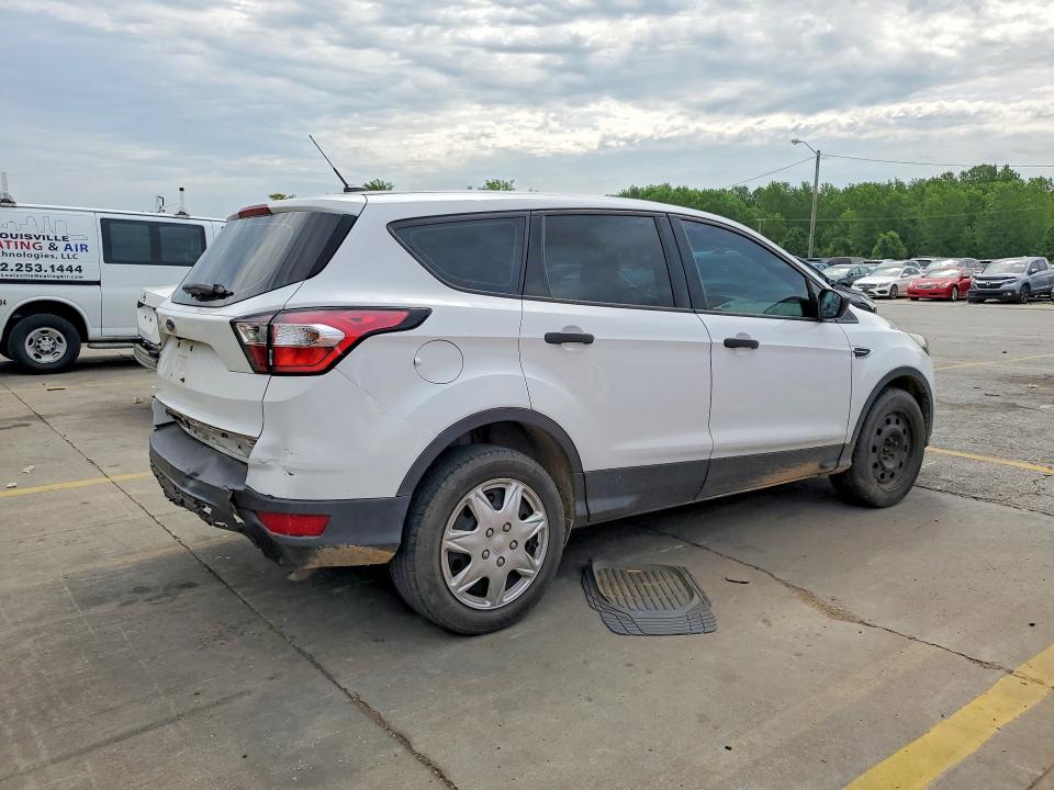 2018 Ford Escape მანქანა იყიდება აუქციონზე, vin: 1FMCU0F77JUB86180, აუქციონის ნომერი: 61866206
