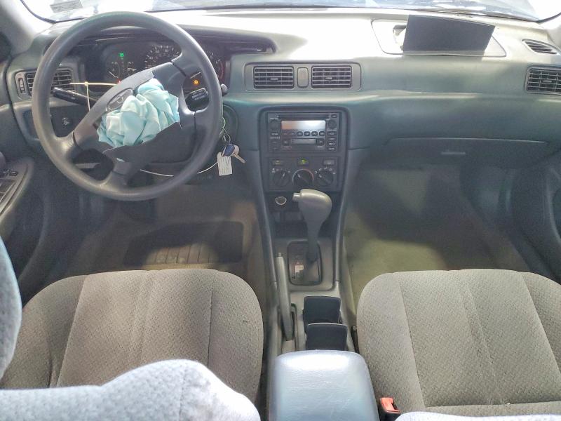 62430406 :رقم المزاد ، 4T1BG22K6YU743339 vin ، 2000 Toyota Camry مزاد بيع