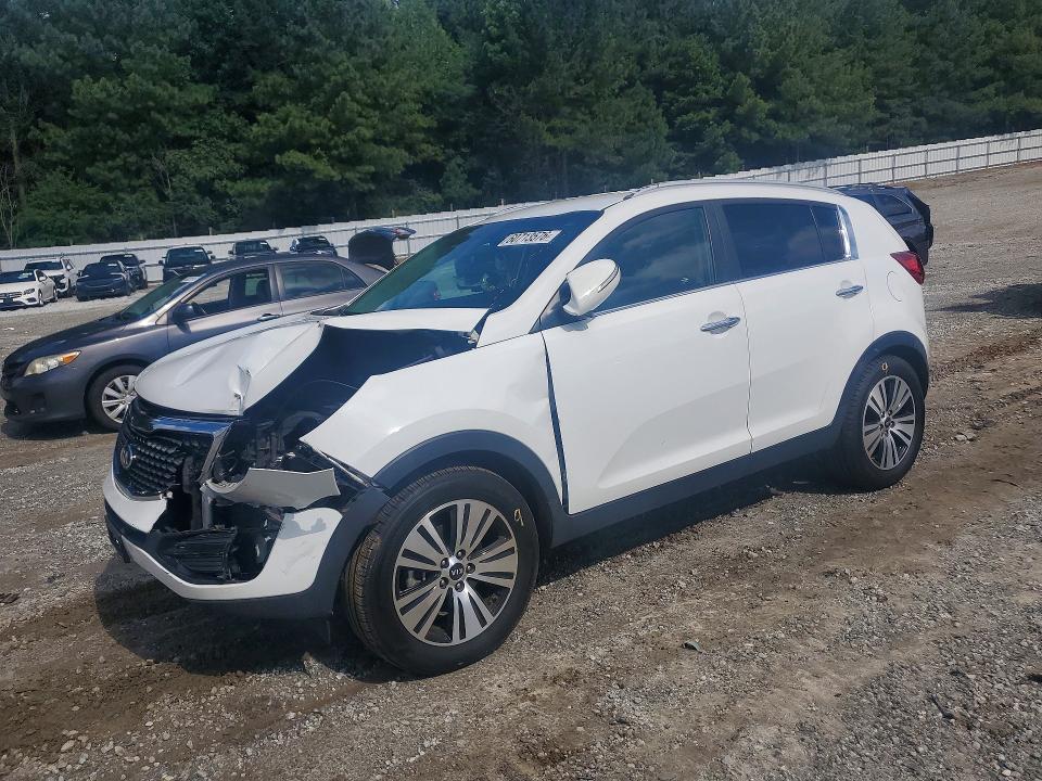 60713576 :رقم المزاد ، KNDPC3AC4E7607825 vin ، 2014 Kia Sportage مزاد بيع