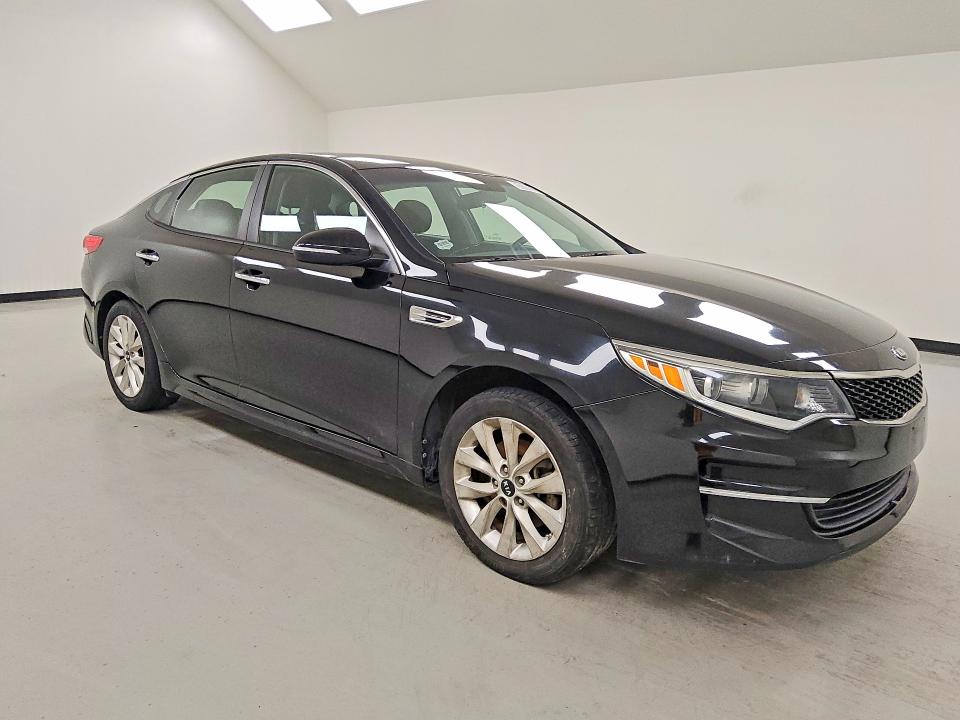 Продаж на аукціоні авто 2018 Kia Optima, vin: 5XXGT4L31JG267036, номер лоту: 60396036