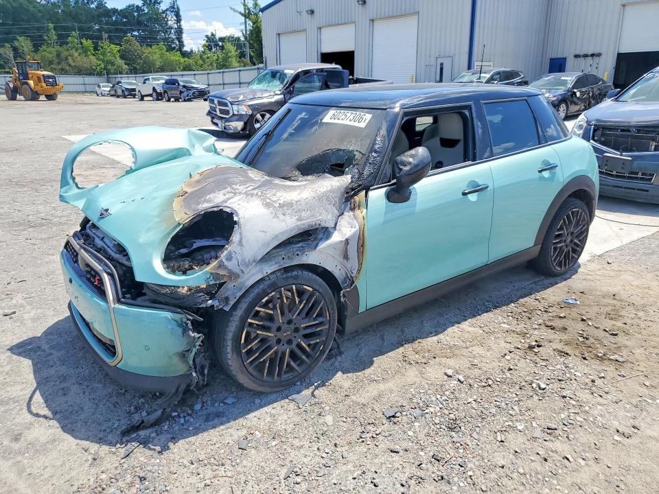 Продажа на аукционе авто 2025 Mini Cooper, vin: WMW53GD04S2W47800, номер лота: 60257306