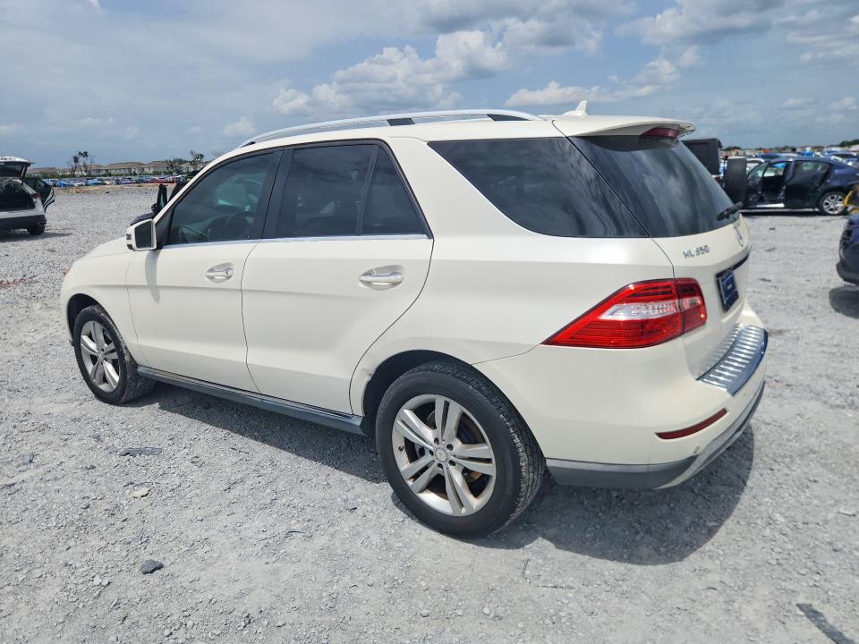 Auction sale of the 2015 Mercedes-benz Ml, vin: 4JGDA5JB9FA455729, lot number: 60994956