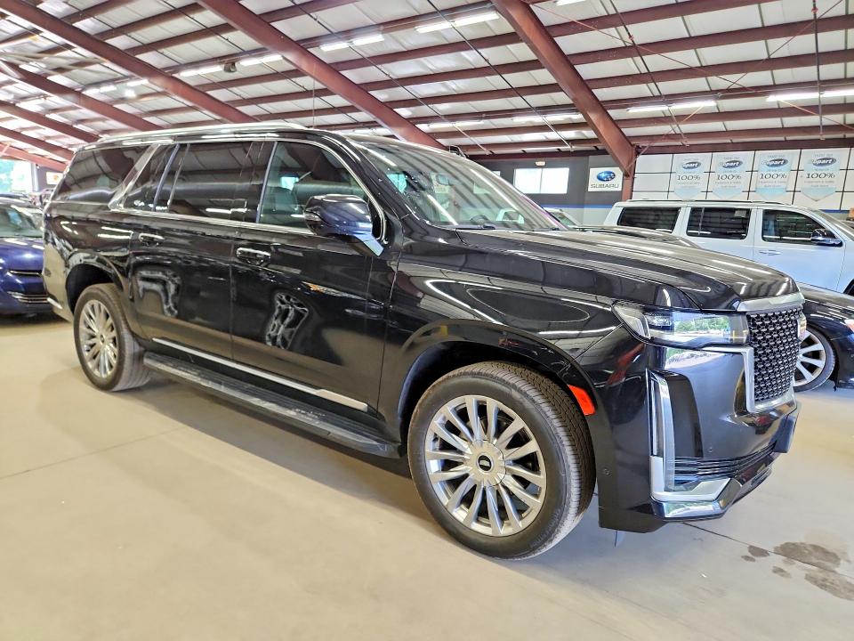2021 Cadillac Escalade მანქანა იყიდება აუქციონზე, vin: 1GYS4KKL8MR390969, აუქციონის ნომერი: 61835716