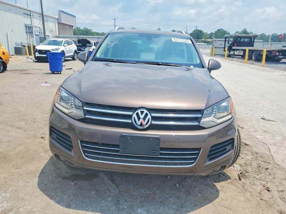 Продажа на аукционе авто 2011 Volkswagen Touareg, vin: WVGFK9BP8BD004775, номер лота: 63173526