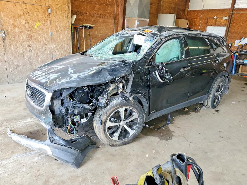 Auction sale of the 2016 Kia Sorento, vin: 5XYPHDA19GG136962, lot number: 60819806