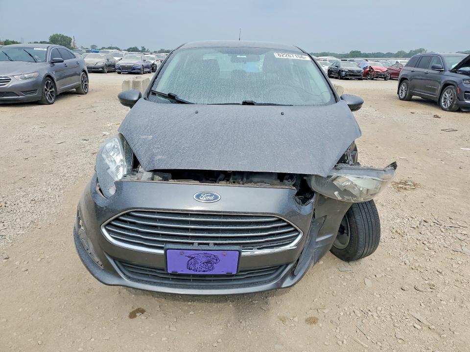 62267156 :رقم المزاد ، 3FADP4BJ2HM102411 vin ، 2017 Ford Fiesta مزاد بيع