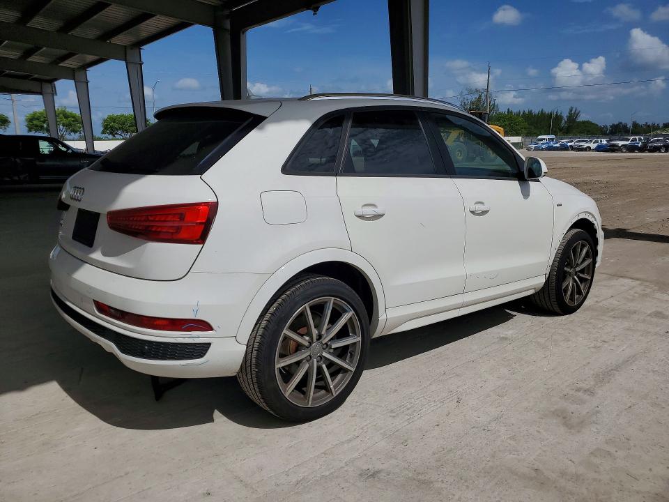 2018 Audi Q3 მანქანა იყიდება აუქციონზე, vin: WA1BCCFS5JR023727, აუქციონის ნომერი: 61384606
