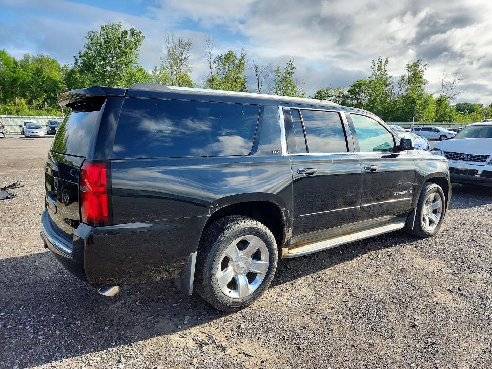 Продажа на аукционе авто 2015 Chevrolet Suburban, vin: 1GNSKKKC4FR123012, номер лота: 62034786
