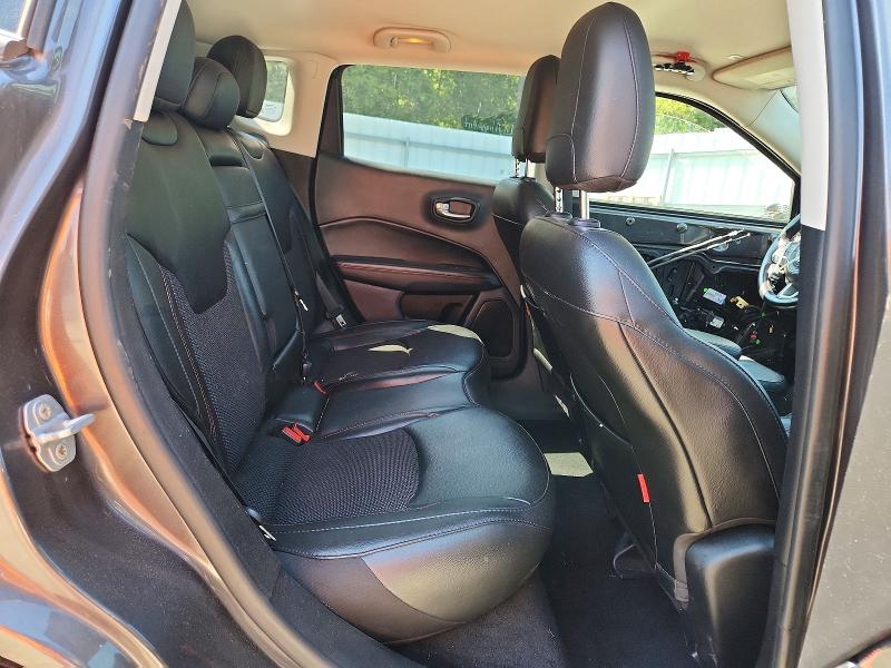59674836 :رقم المزاد ، 3C4NJDDB7KT825500 vin ، 2019 Jeep Compass مزاد بيع