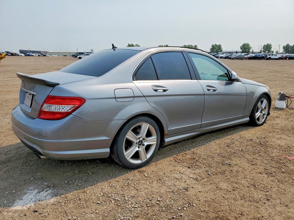 62138736 :رقم المزاد ، WDDGF81X59F341465 vin ، 2009 Mercedes-benz C مزاد بيع