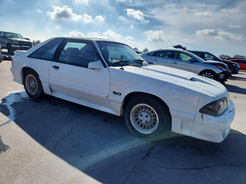 60052166 :رقم المزاد ، 1FABP42E8KF214261 vin ، 1989 Ford Mustang مزاد بيع