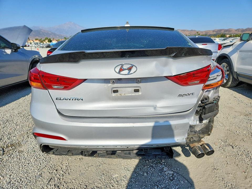 Продажа на аукционе авто 2018 Hyundai Elantra, vin: KMHD04LB7JU574946, номер лота: 58739586