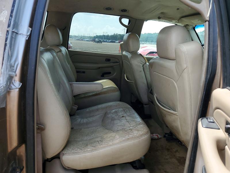 Продажа на аукционе авто 2004 Chevrolet Suburban, vin: 1GNEC16Z44R129568, номер лота: 62595656